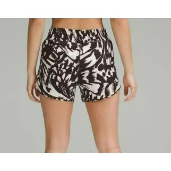 Lululemon Hotty Hot High Rise Espresso Bone 4" Lined Shorts Size 4 - Picture 3 of 7